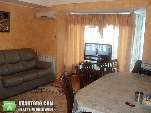 Sell 3-room apartment. Киев, Соломенская — photo 1