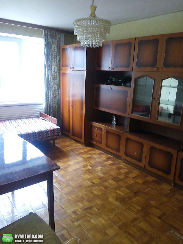 Rent out 2-room apartment. Киев,  Приозерная — photo 8