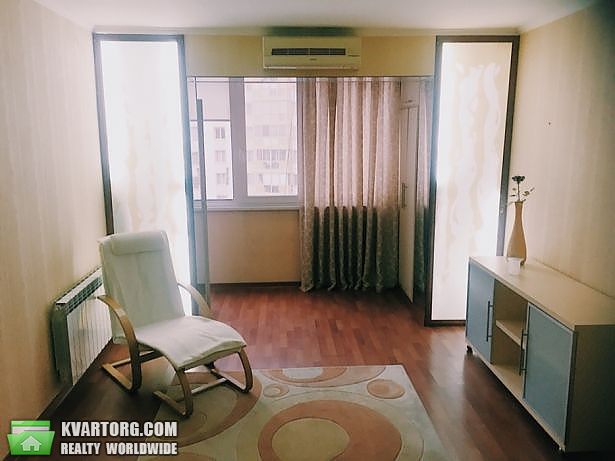 Rent out 2-room apartment. Киев,  Васильковская — photo 5