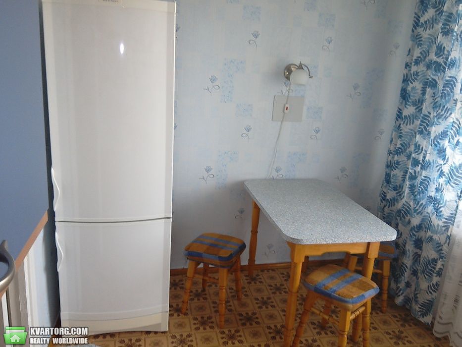 Sell 3-room apartment. Киев,  Героев Днепра — photo 2