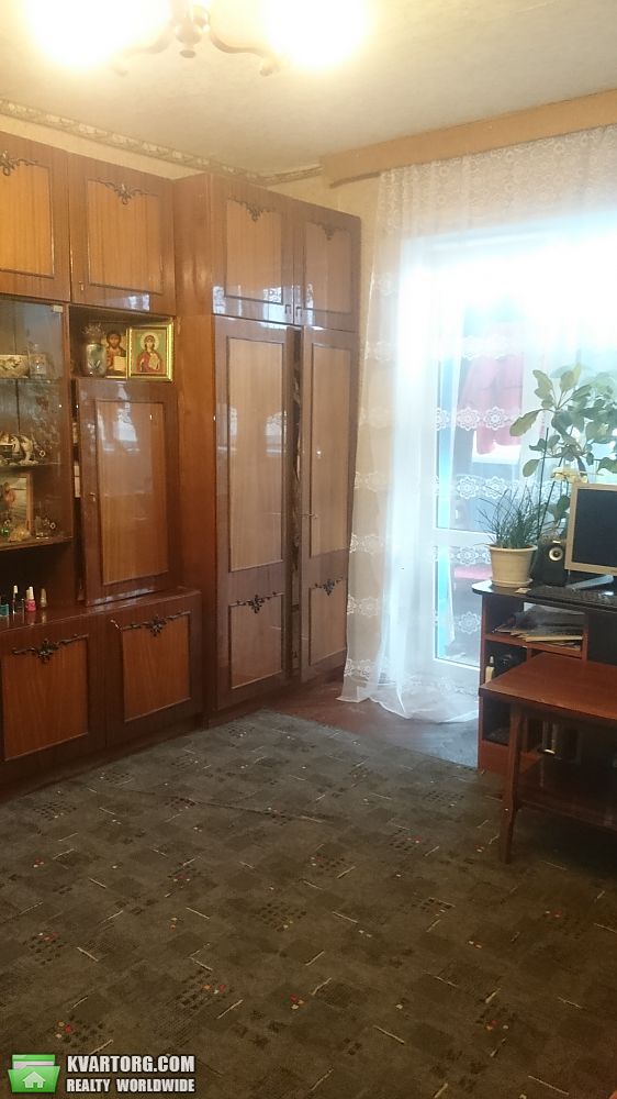 Rent out 1-room apartment. Киев,  Радужная — photo 1