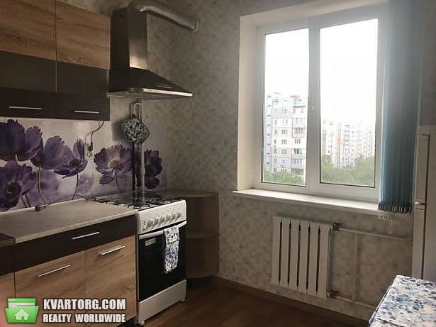 Rent out 3-room apartment. Киев, Ирпенская — photo 2