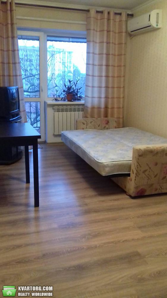 Rent out 1-room apartment. Одесса, Фонтанская  Дорога — photo 1