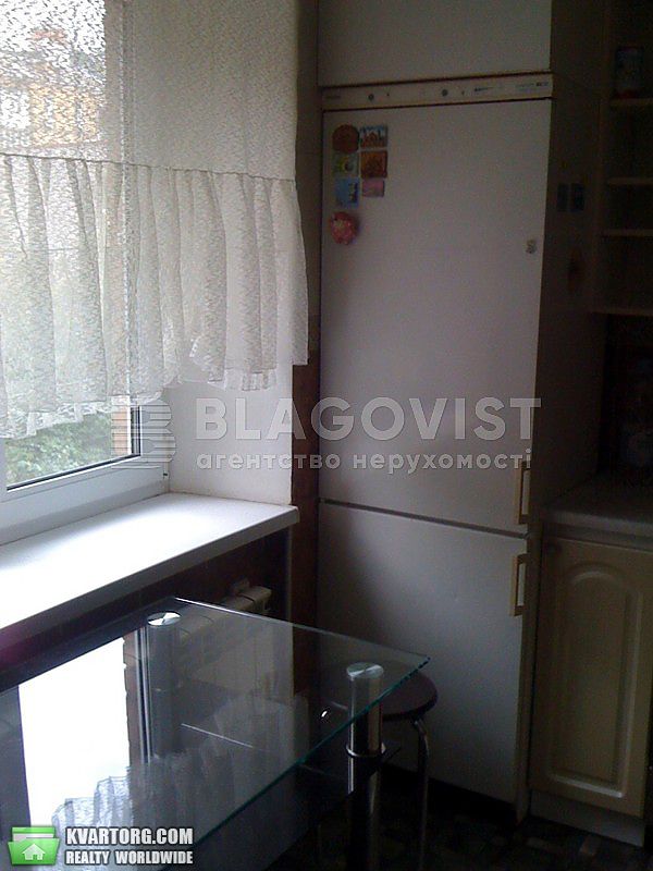 Rent out 3-room apartment. Киев,  Жилянская — photo 7