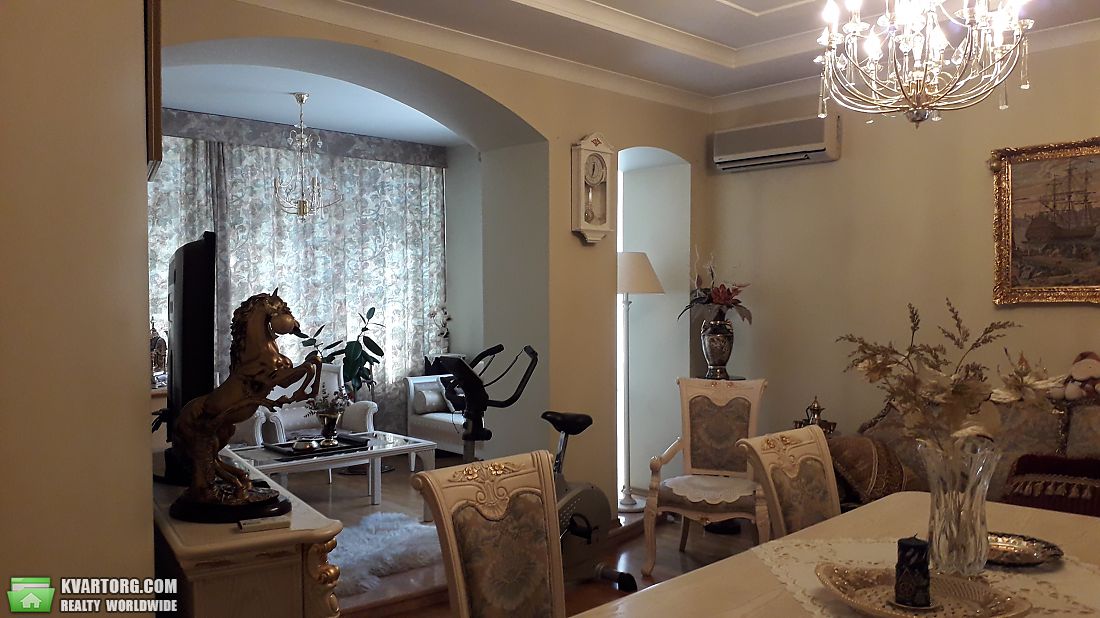 Sell 3-room apartment. Днепропетровск, Владимира Моссаковского — photo 1