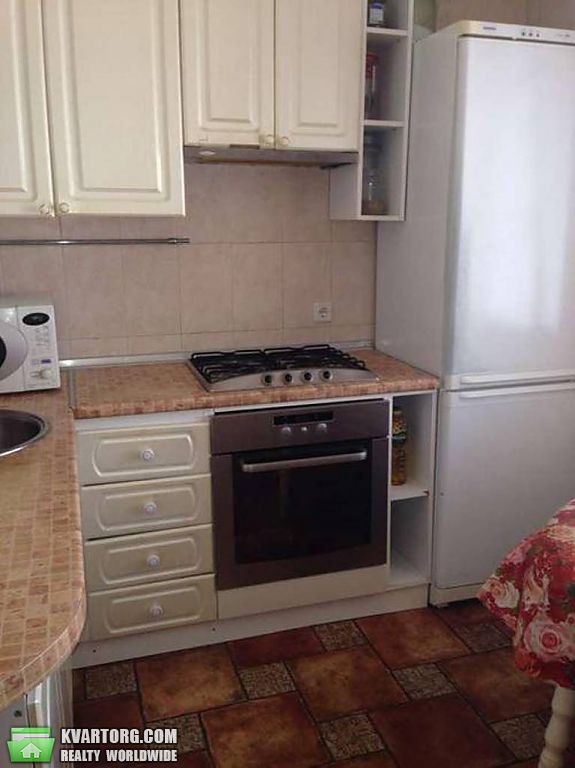 продам 2-комнатную квартиру. Киев,   Окипной - фото 3
