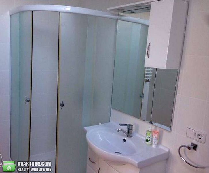 Rent out house. Киев, Садовая — photo 10