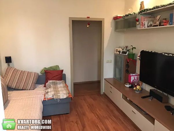 Sell 2-room apartment. Киев,  Волынская — photo 1