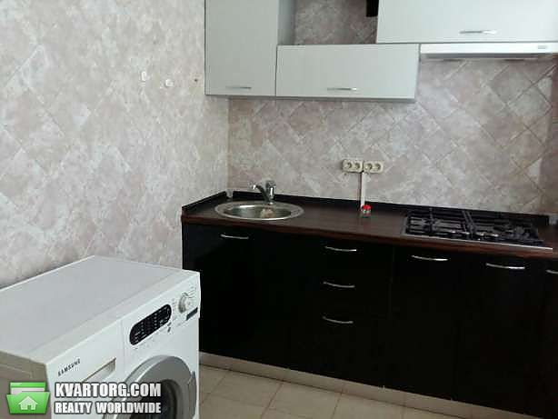 Rent out 2-room apartment. Киев, Голосеевский пр-т — photo 1