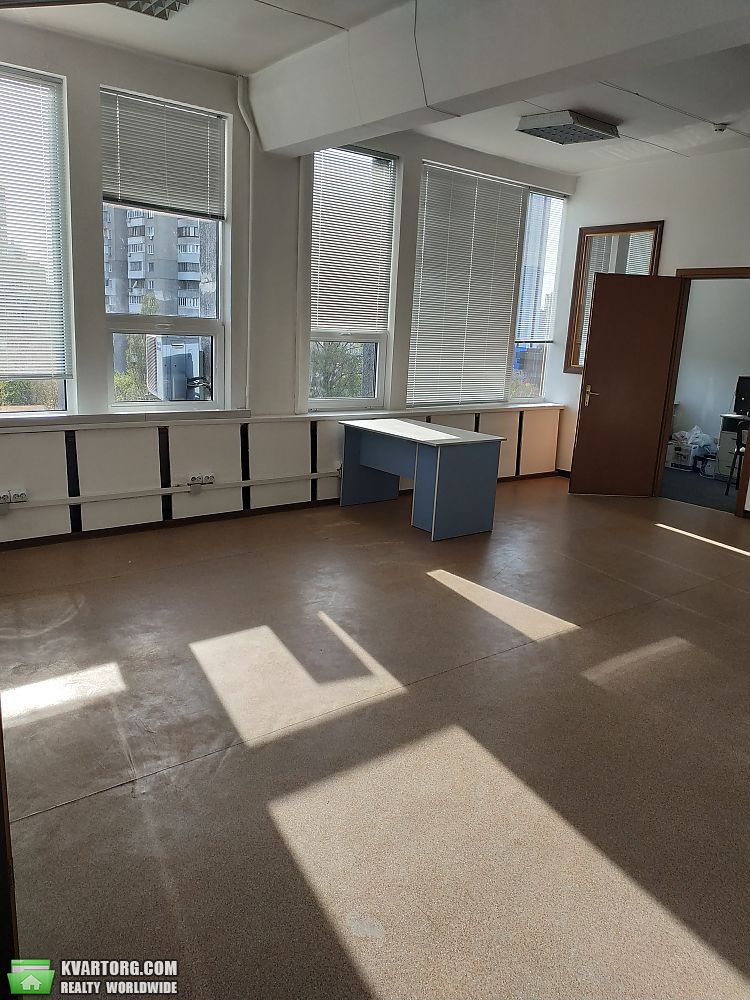 Rent out office. Киев, Сверстюка — photo 9