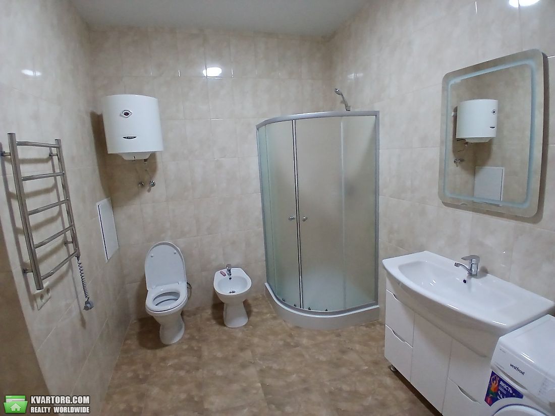 Rent out 2-room apartment. Киев, Андрія Верхогляда — photo 8