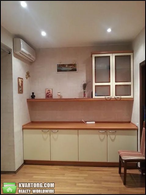 Rent out 2-room apartment. Киев, Пожарского — photo 2