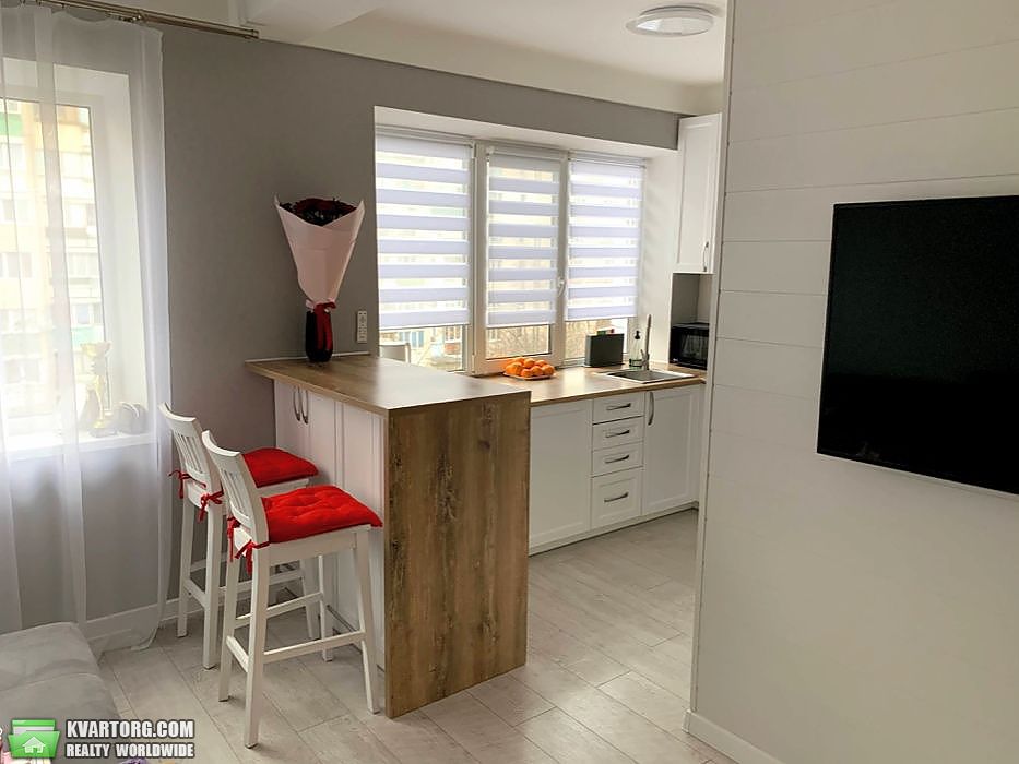 Sell 2-room apartment. Киев,  Карбышева — photo 3