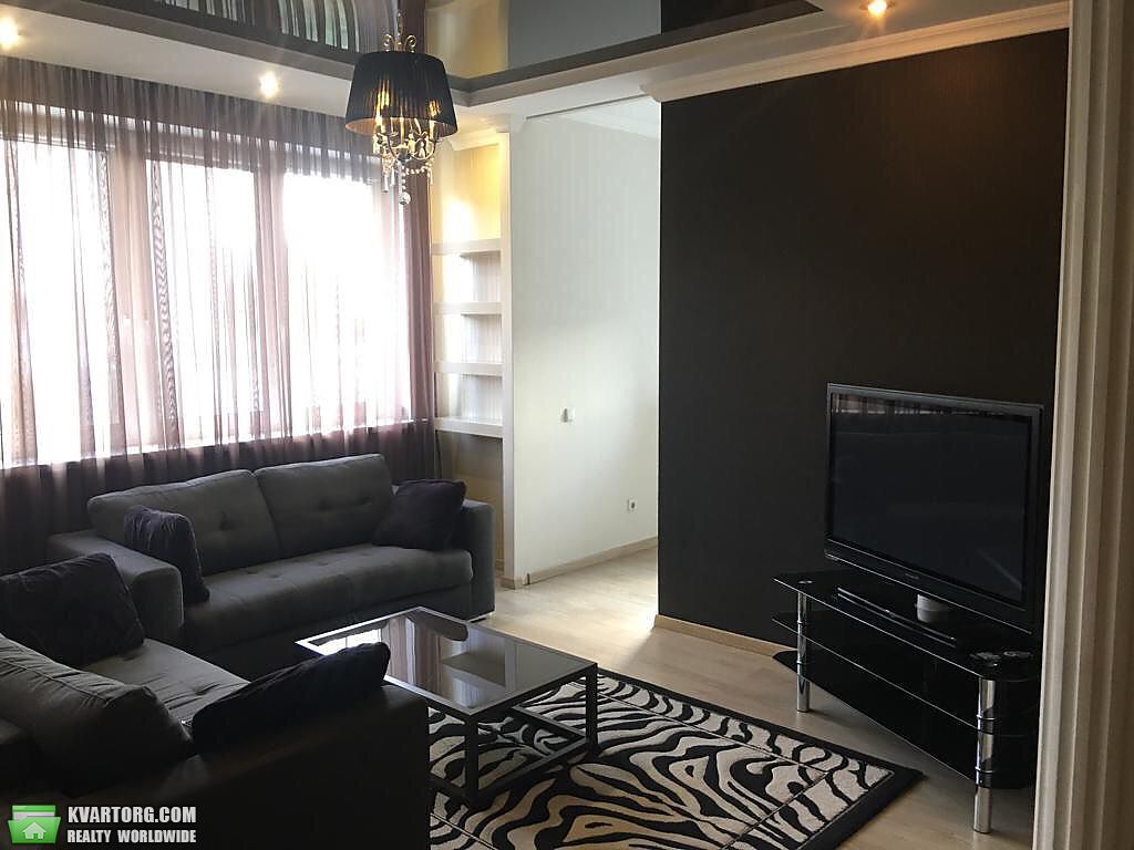 Rent out 2-room apartment. Киев,  Большая Китаевская — photo 1