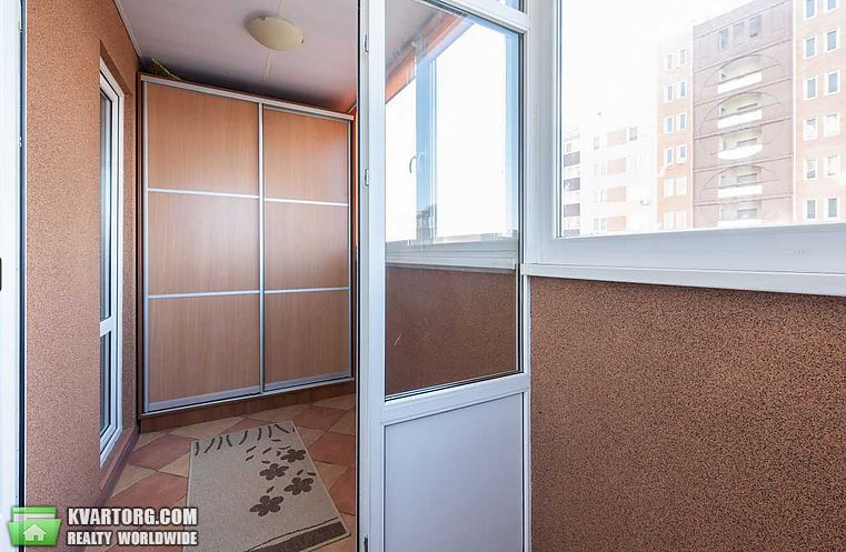 Sell 2-room apartment. Киев,  Урловская — photo 10