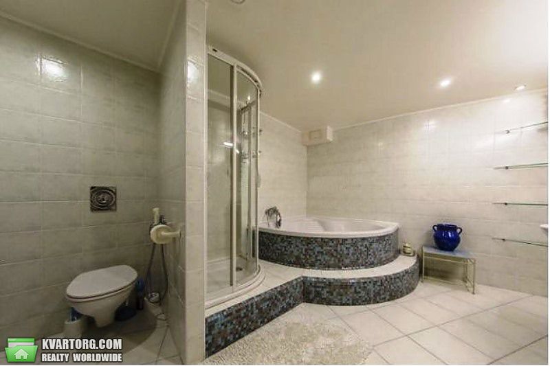 Rent out 3-room apartment. Киев,  Большая Васильковская — photo 6