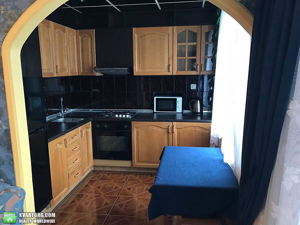 Rent out 1-room apartment. Киев,  Щорса — photo 9