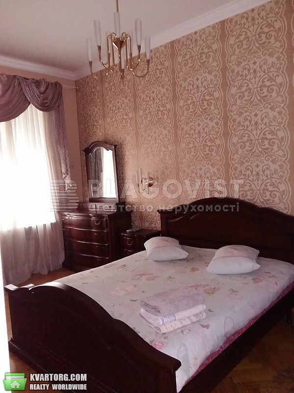 Sell 2-room apartment. Киев,  Крещатик — photo 1