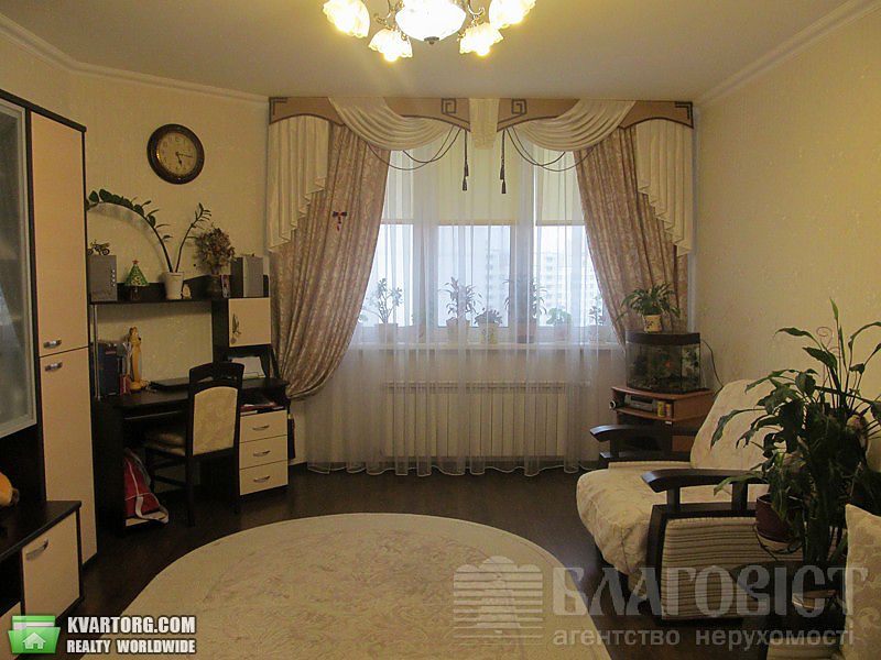 Sell 1-room apartment. Киев,  Пчелки — photo 1