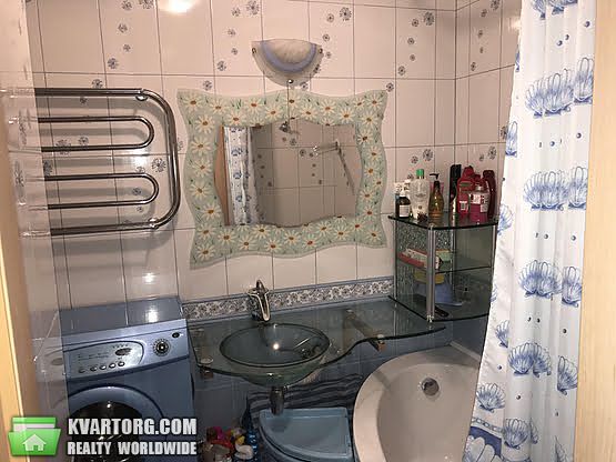 Rent out 2-room apartment. Киев,  Дмитриевская — photo 3