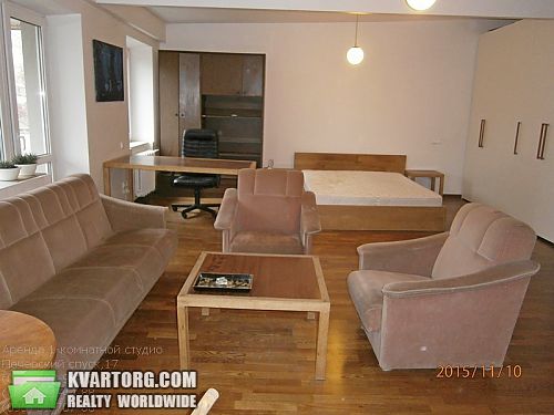 Rent out 1-room apartment. Киев, Печерский спуск — photo 3