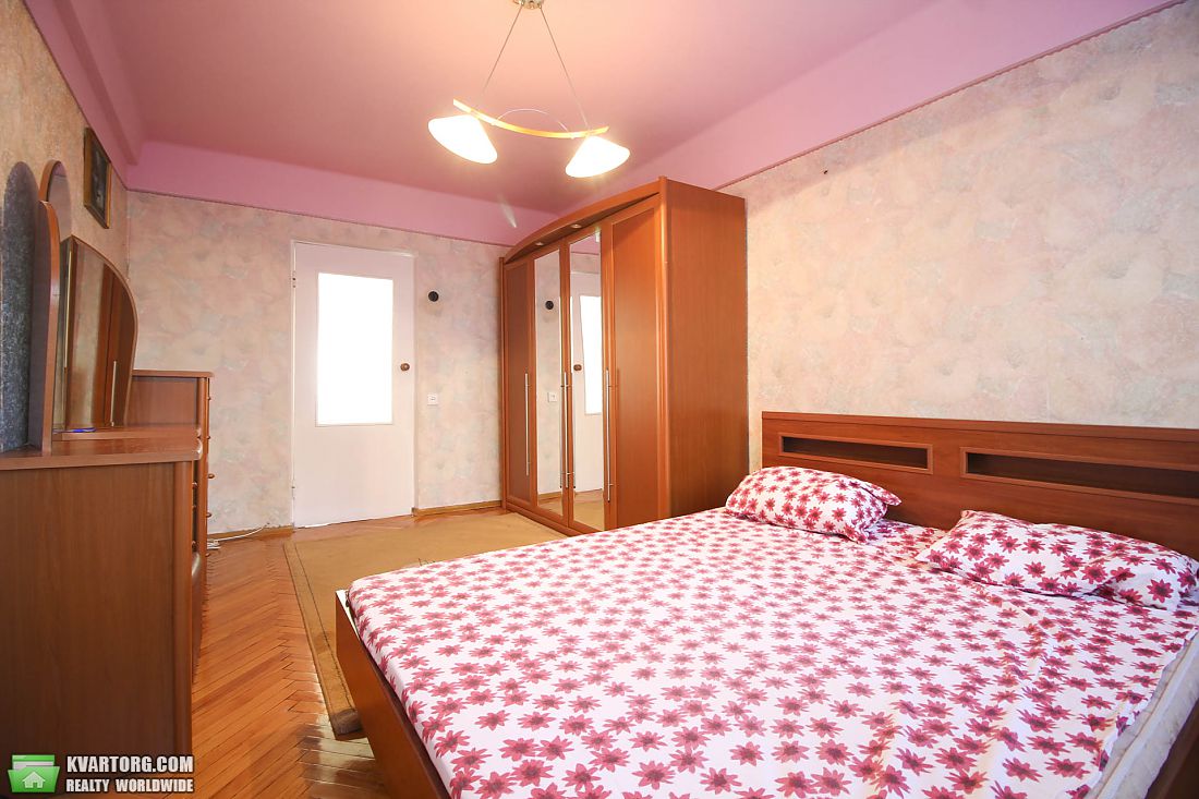 Sell 2-room apartment. Киев, Дарницкий бульвар 11 — photo 4