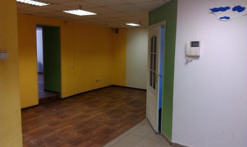 Rent out office. Киев, Гончара Олеся — photo 1