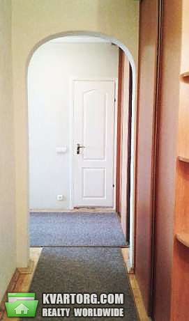 Rent out 2-room apartment. Киев,  Здолбуновская — photo 4