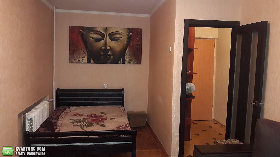 Rent out 1-room apartment. Киев,  Котельникова — photo 1