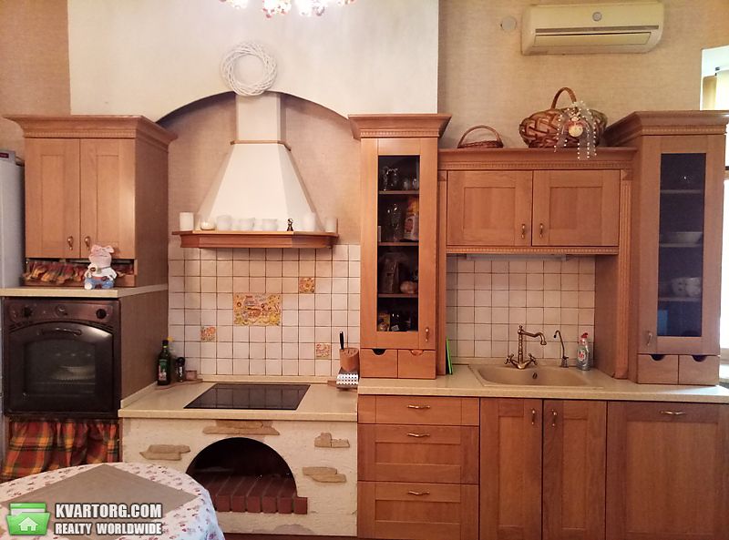 Rent out 3-room apartment. Киев,  Грушевского — photo 2