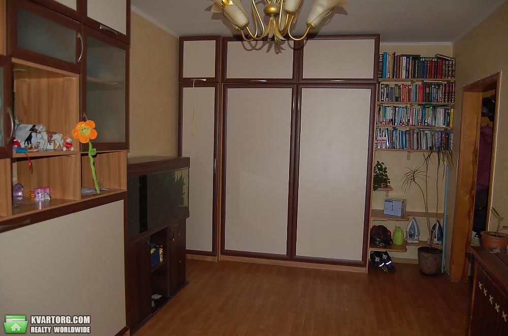 Sell 2-room apartment. Киев,  Ужвий — photo 1