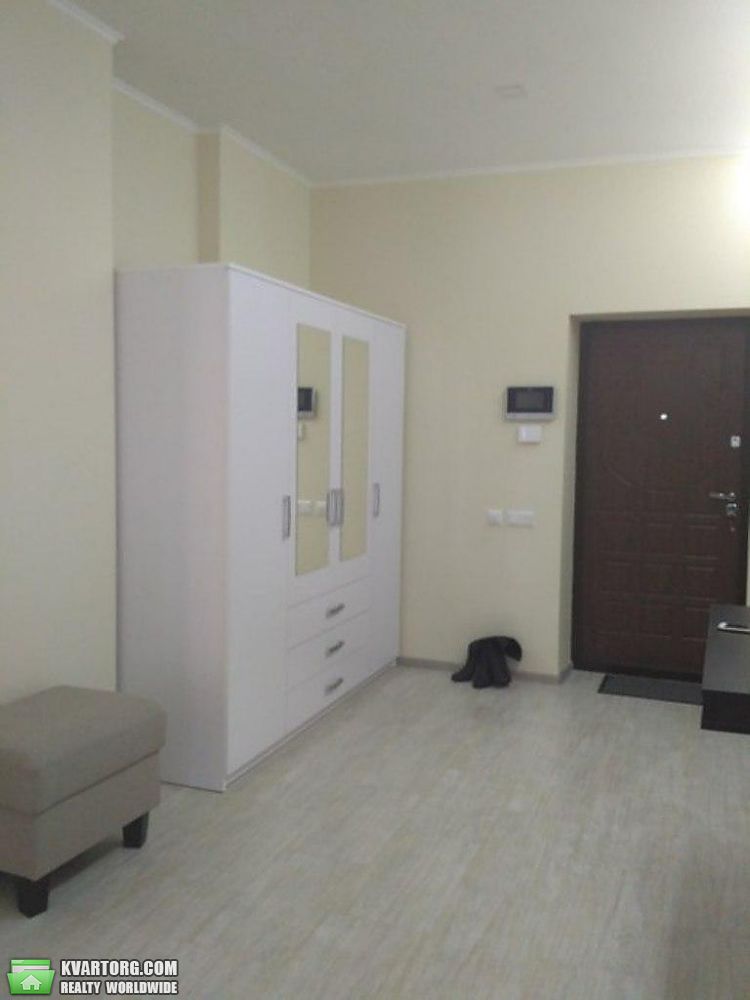 Rent out 2-room apartment. Киев,  Руданского — photo 10