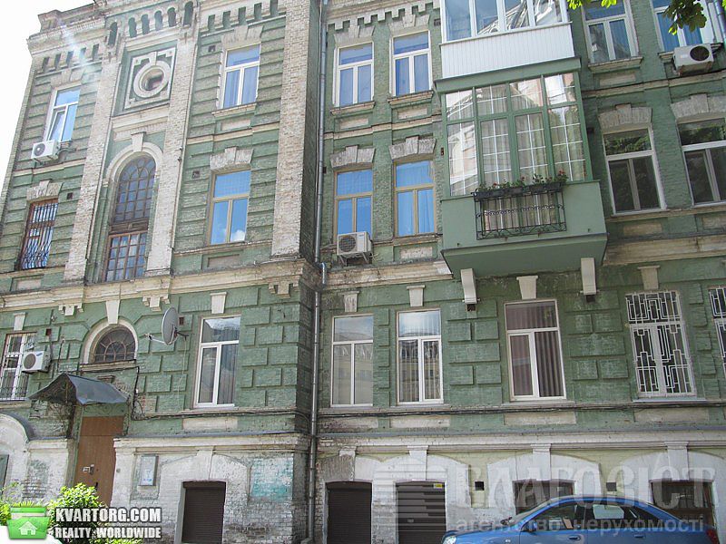 Sell 3-room apartment. Киев,  Десятинная — photo 2