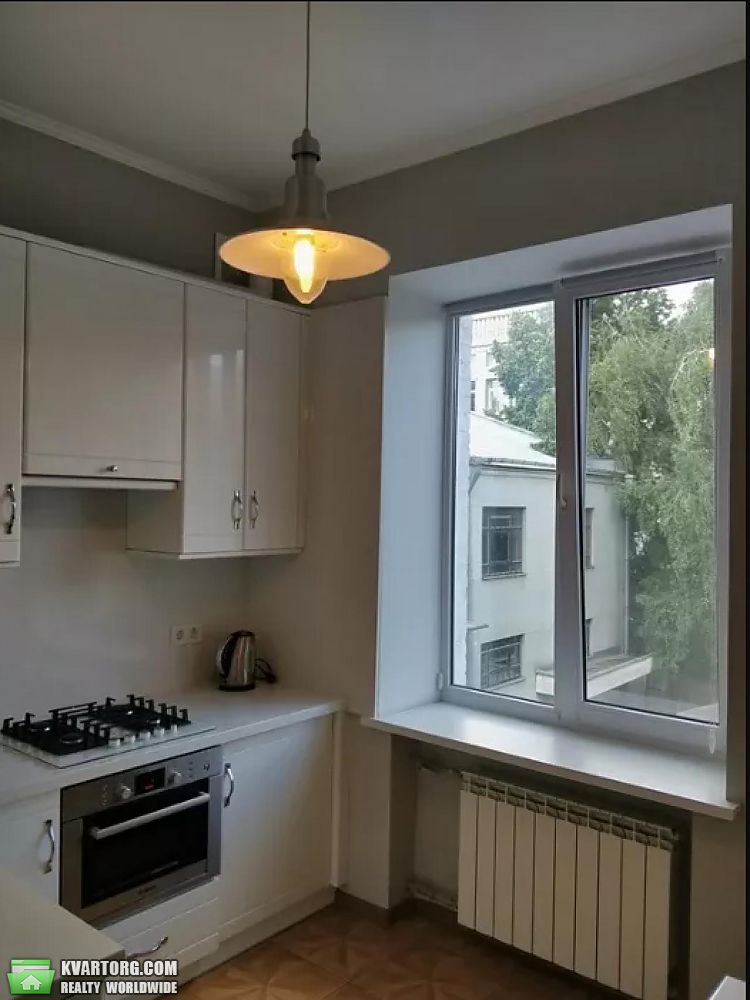 Rent out 2-room apartment. Киев,  Липская — photo 5