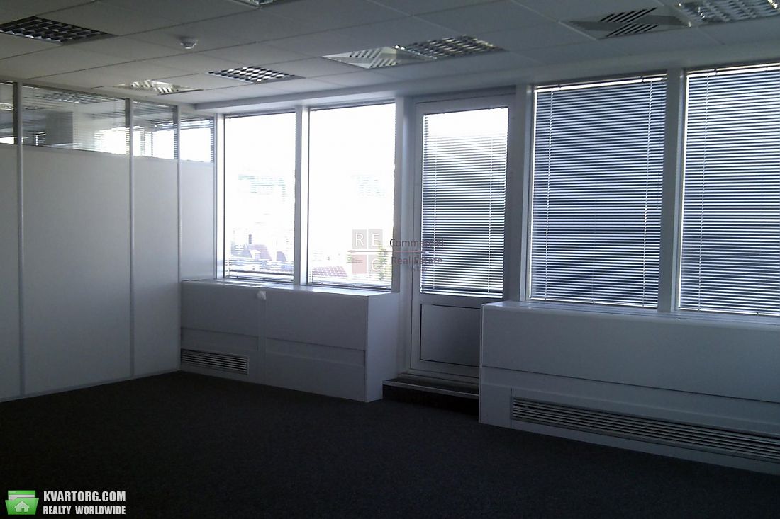 Rent out office. Киев,  ул.Спасская — photo 1