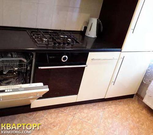Rent out 1-room apartment. Киев, Ватутина пр — photo 1