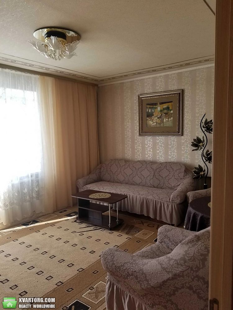 Rent out 3-room apartment. Киев, Алмазова — photo 2