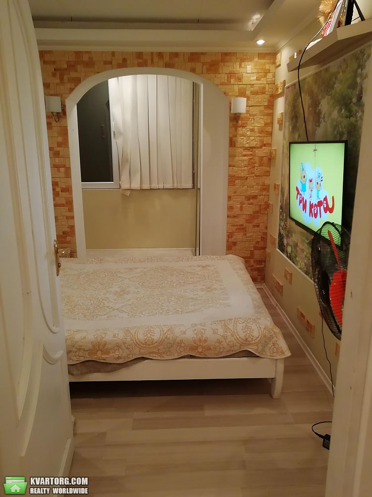 Sell 4-room apartment. Киев,  Васильковская — photo 7