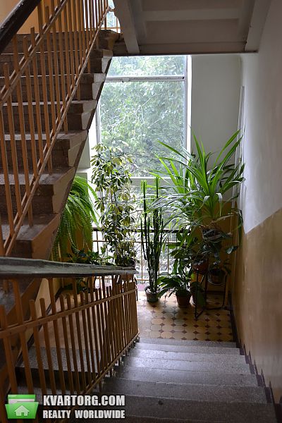 Sell 4-room apartment. Днепропетровск, Октябрьская пл. — photo 10