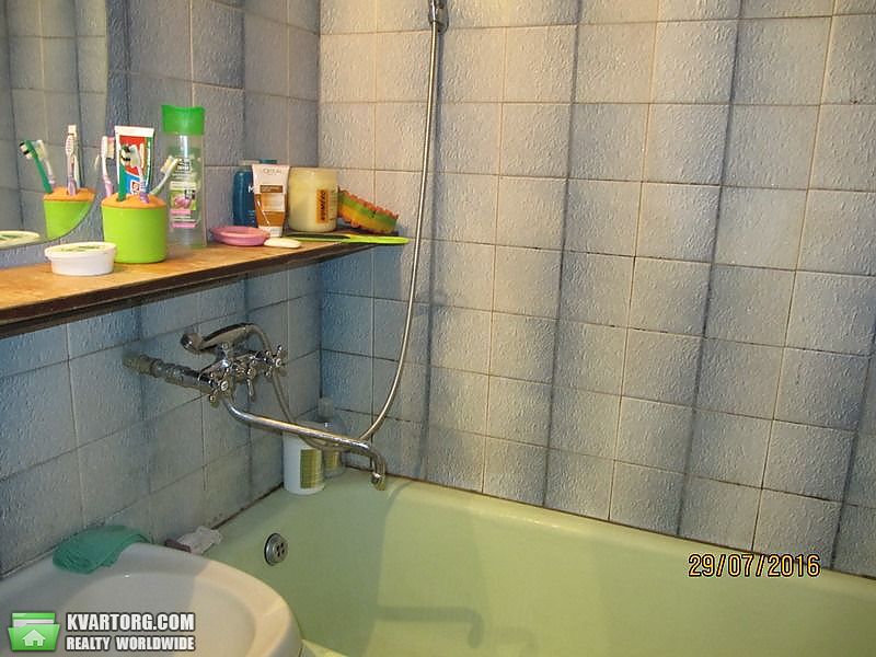 Sell 3-room apartment. Киев,  Ревуцкого — photo 4