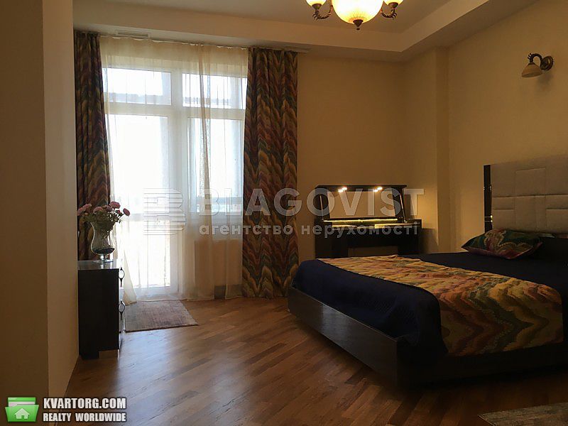 Rent out 2-room apartment. Киев,  Гоголевская — photo 3