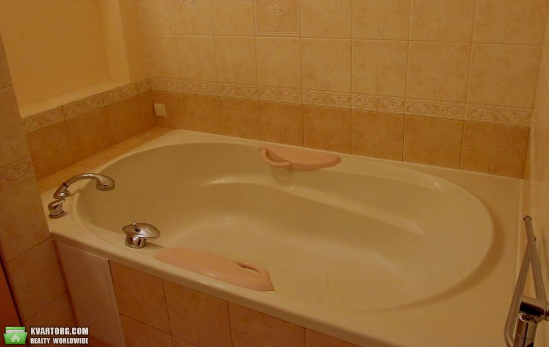 Rent out 4-room apartment. Киев,  Драгомирова — photo 7