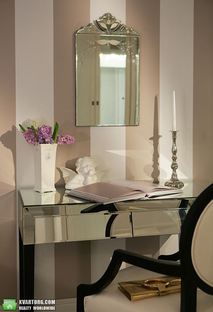 Rent out 3-room apartment. Киев,  Окипной — photo 9