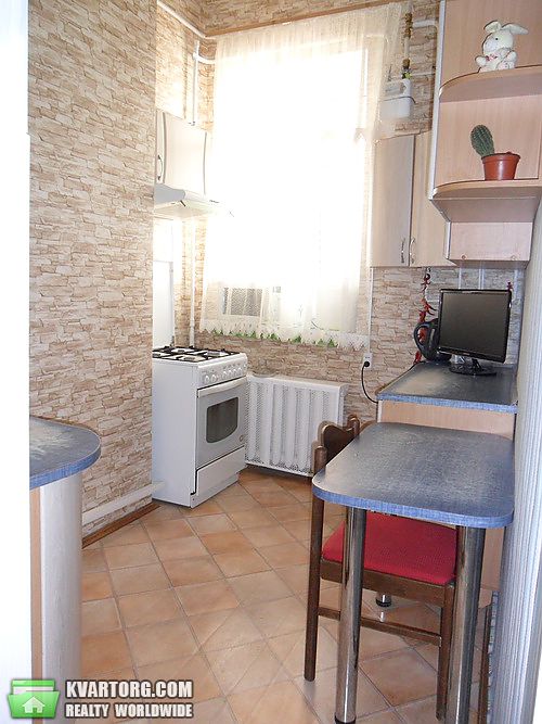 Sell 3-room apartment. Киев,  Рейтарская — photo 1