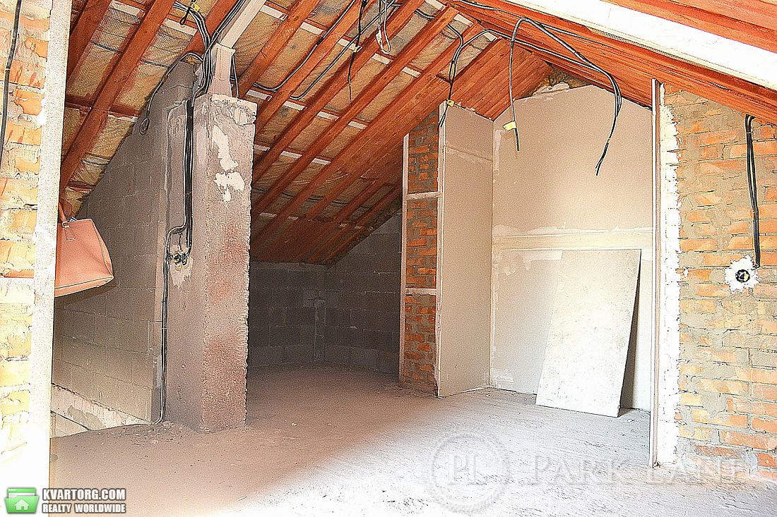 Sell 4-room apartment. Киев, Регенераторна — photo 3
