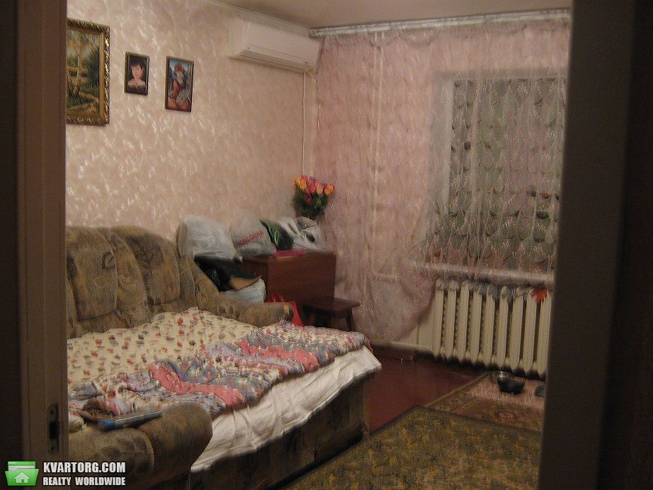 Sell 3-room apartment. Днепропетровск, ж/м Тополь-2 — photo 1