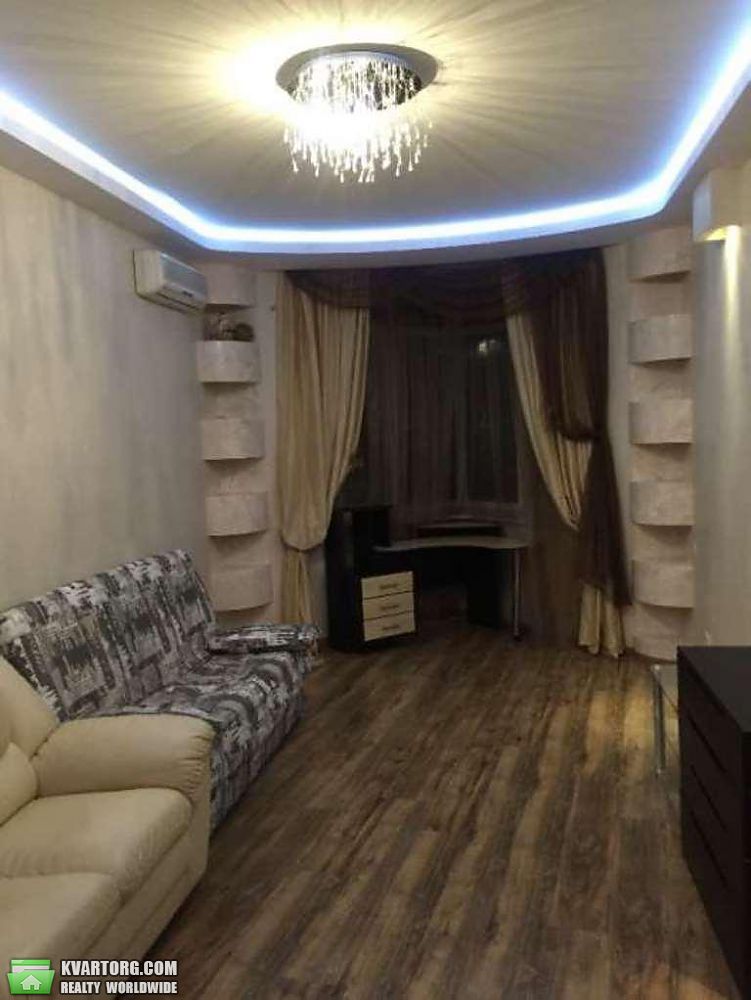 Rent out 2-room apartment. Киев, Коновальца — photo 2