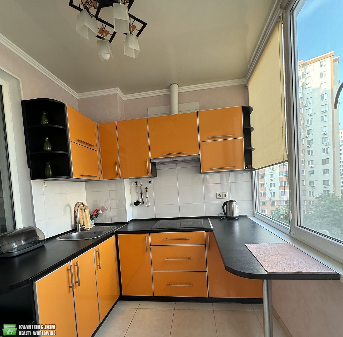 Sell 1-room apartment. Одесса, Радужный м-н — photo 1