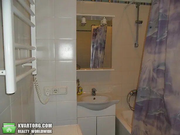 Rent out 2-room apartment. Киев,  Шелковичная — photo 3