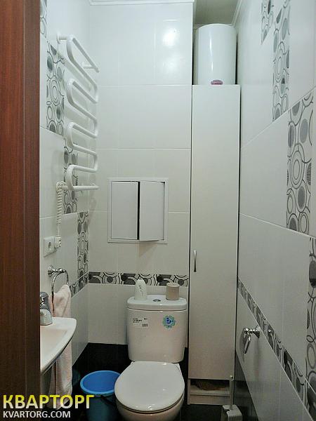 Sell 3-room apartment. Киев,  Срибнокильская — photo 8
